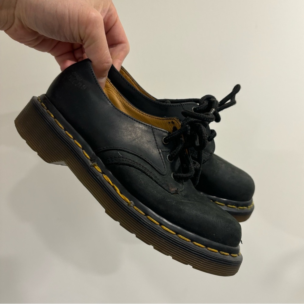 Dr. Martens Junior US Size 2 Black Classic Shoes